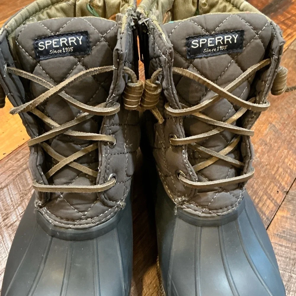 Sperry Women’s Quilted Duck Boots STS93027F Gray Size 7 – Waterproof